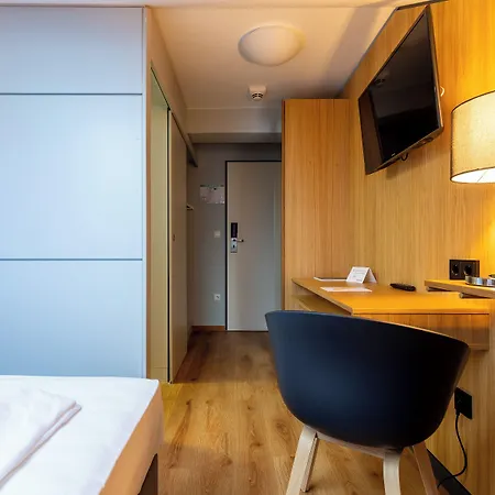 Mk Bed & Breakfast Frankfurt Hotel