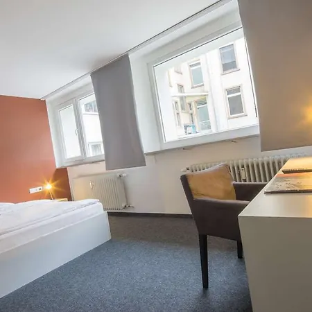 Mk Frankfurt Hotel 2*